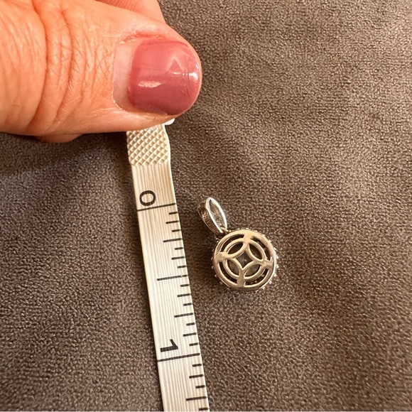 Vintage-Inspired Oval CZ Halo Pendant Silver Tone Sparkle Heirloom Look Wedding - Picture 5 of 6